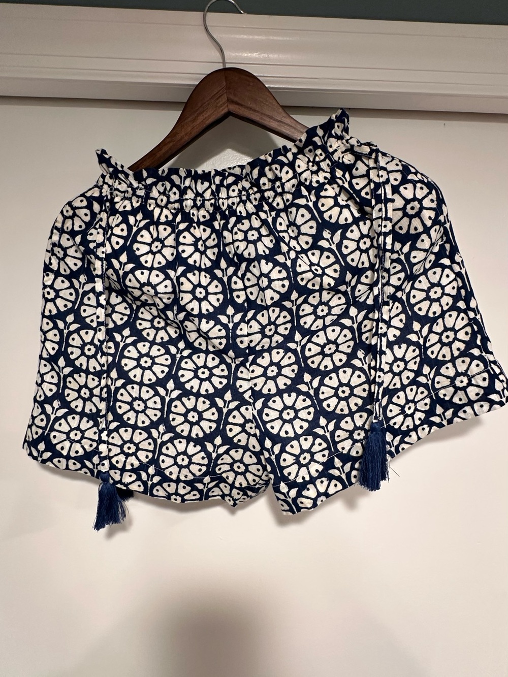 Roller Rabbit Navy and White Printed Elastic Waist Shorts
